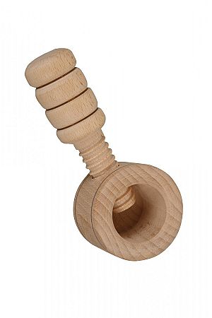 LÚSKAČ NA ORECHY